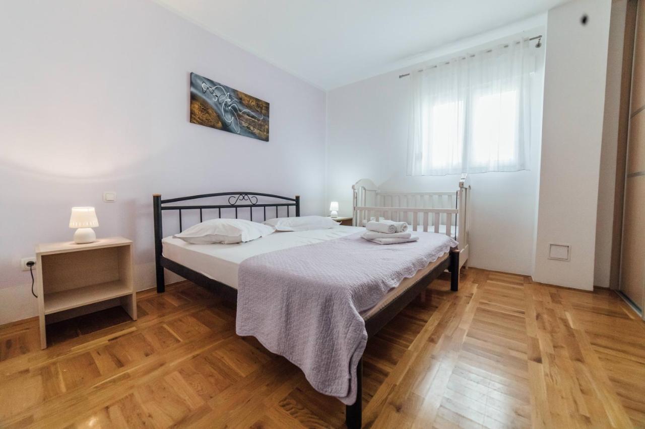 Villa Lidija Omiš Buitenkant foto